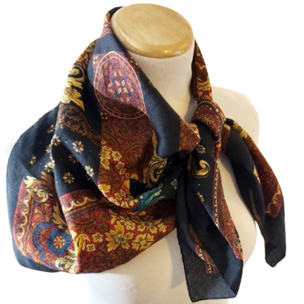 Square Scarf - Picture 2 of 4
